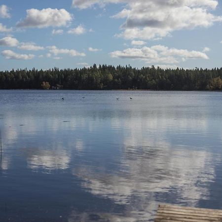 Solar Lake Cottage Jonkoping Bagian luar foto