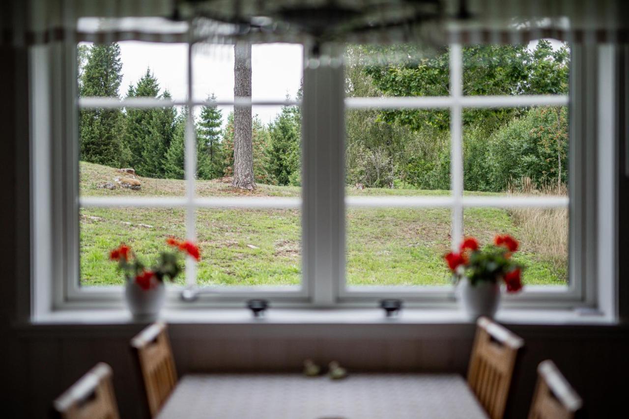 Solar Lake Cottage Jonkoping Bagian luar foto