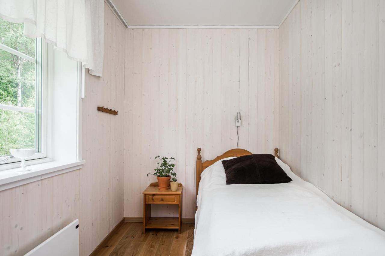 Solar Lake Cottage Jonkoping Bagian luar foto