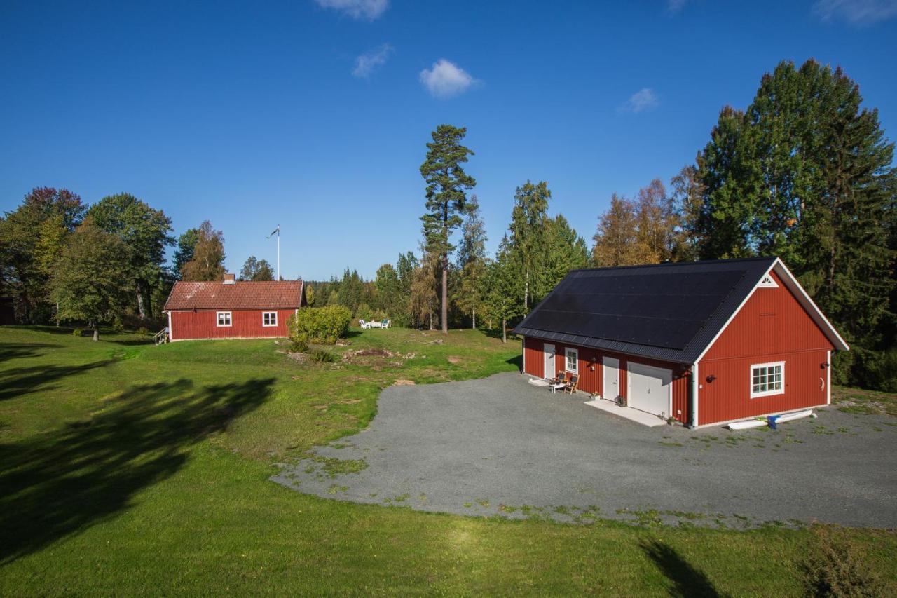 Solar Lake Cottage Jonkoping Bagian luar foto